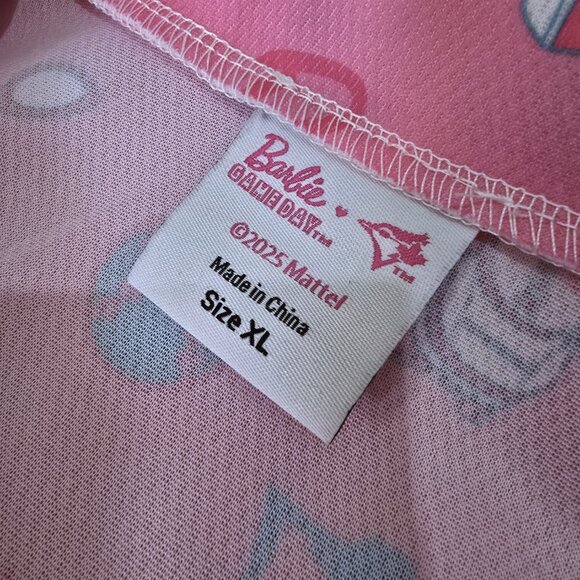 Toronto Blue Jays x Barbie Game Day Collectible Hawaiian Shirt - Limited Edition - Picture 5 of 7